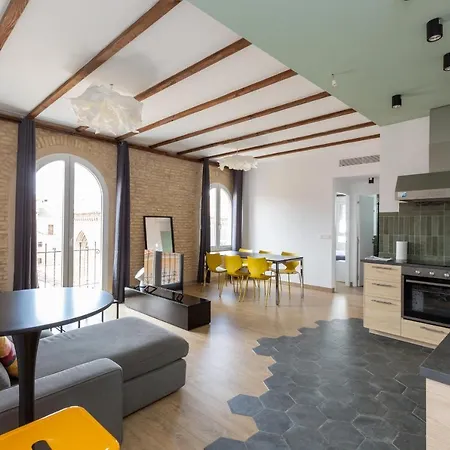 Sb2 - Moderno 2 Dormitorios, 4º Sin Ascensor, Muy Centrico * Σαραγόσα