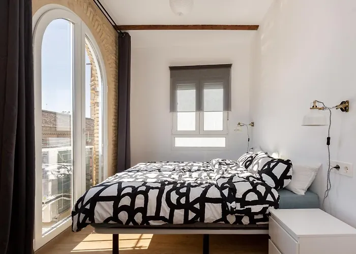 Sb2 - Moderno 2 Dormitorios, 4º Sin Ascensor, Muy Centrico Saragossa