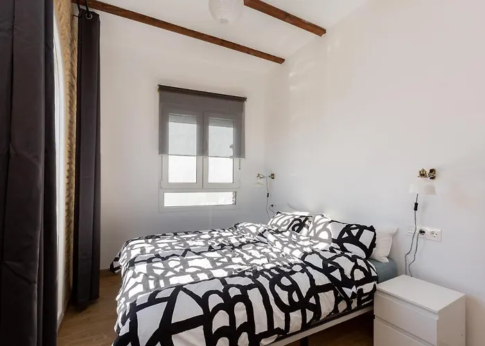 Sb2 - Moderno 2 Dormitorios, 4º Sin Ascensor, Muy Centrico